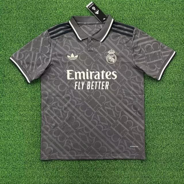 חולצת משחק ריאל מדריד שלישית 24/25