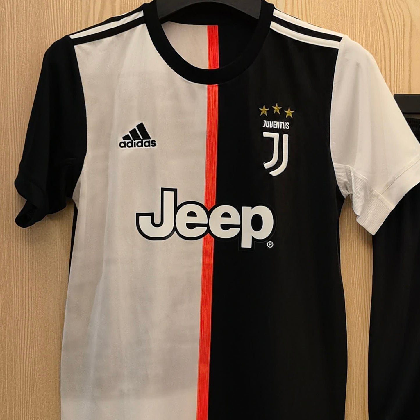 יובנטוס רביעית 19/20