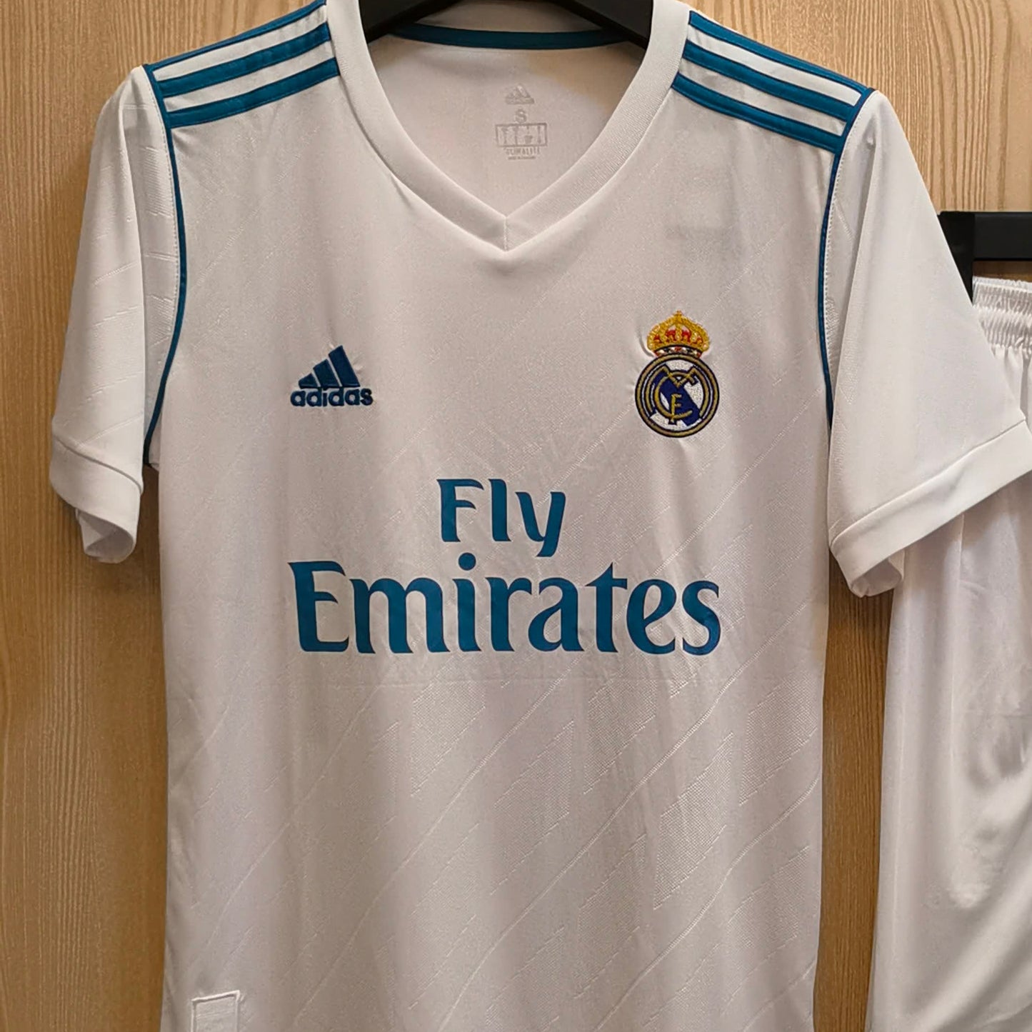 ריאל מדריד בית 17/18