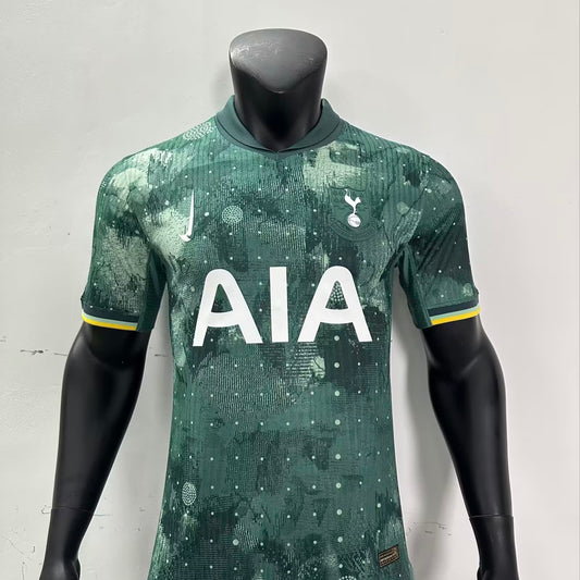 טוטנהאם שלישית 24/25