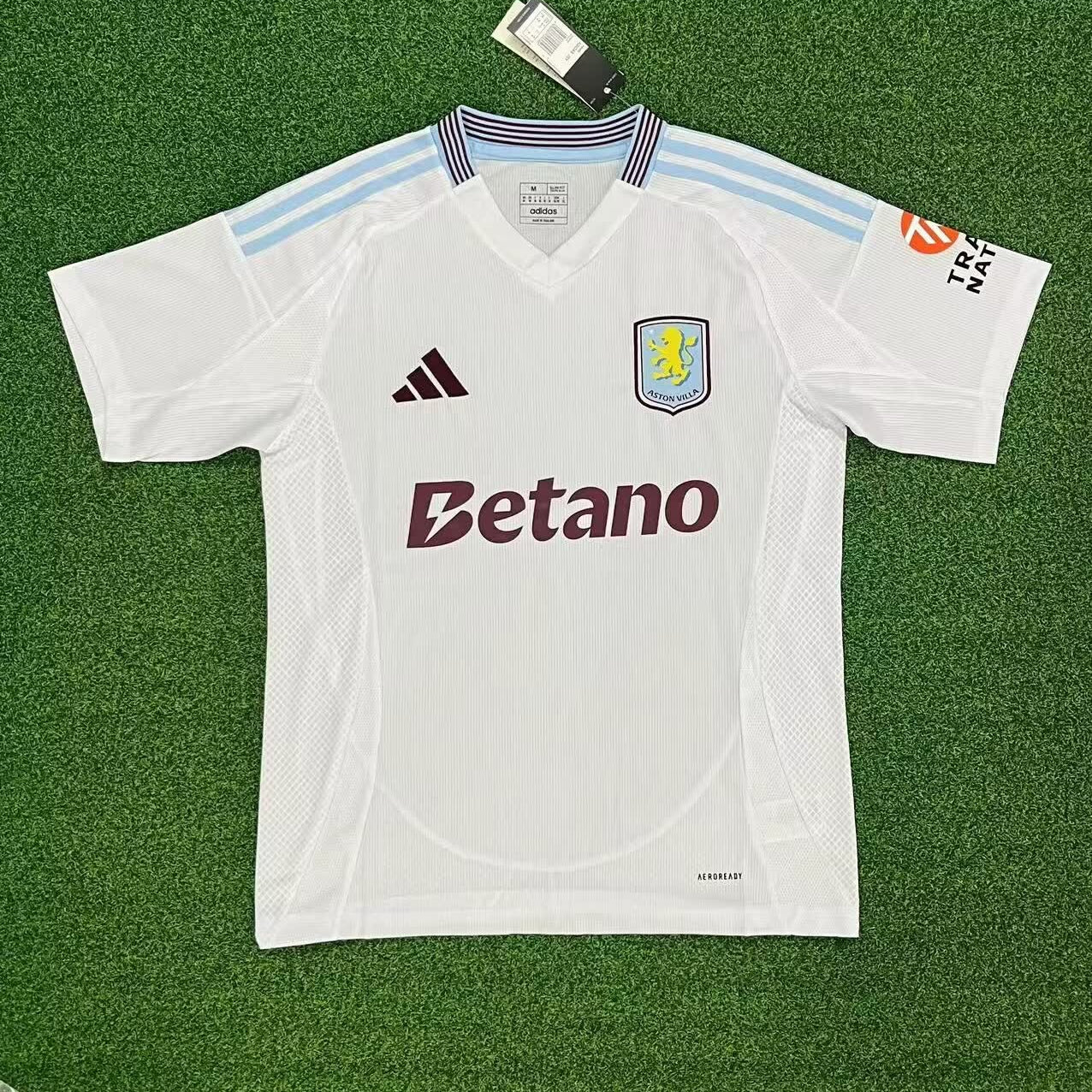 אסטון וילה חוץ 24/25