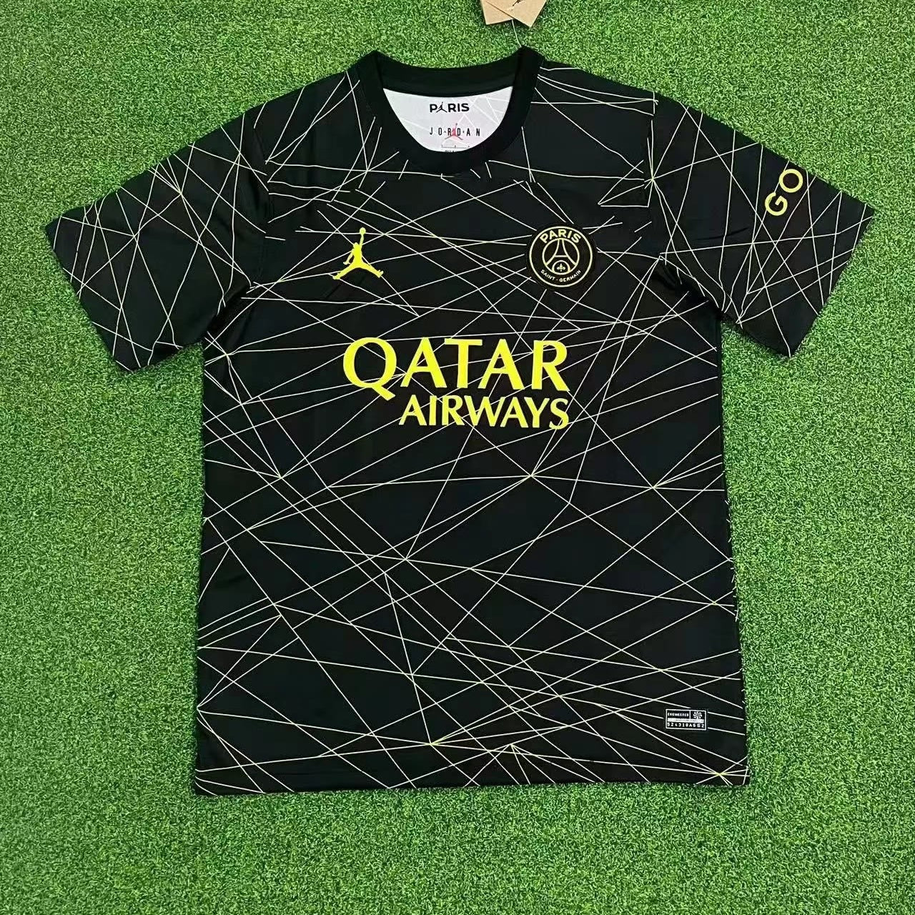 פריז סן ז’רמן שלישית