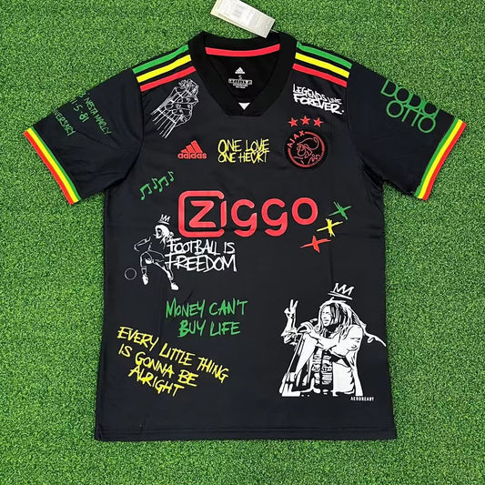 חולצת כדורגל אייאקס בוב מארלי מיוחדת